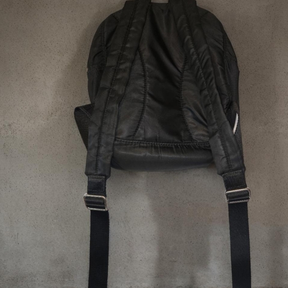 Lacoste Black Mini-Backpack - Picture 3 of 10